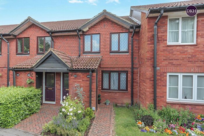 1 Bedroom Flat To Rent In Ebury Road, Watford, Hertfordshire, WD17