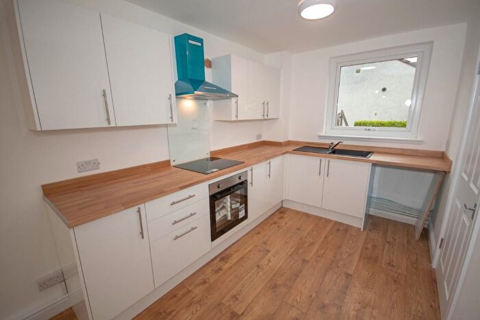 3 Bedroom Terraced House To Rent In Bute Place, Glenrothes, KY7