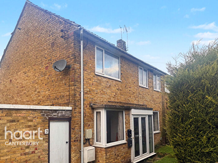 2 Bedroom Flat For Sale In Sussex Walk, Canterbury, CT1