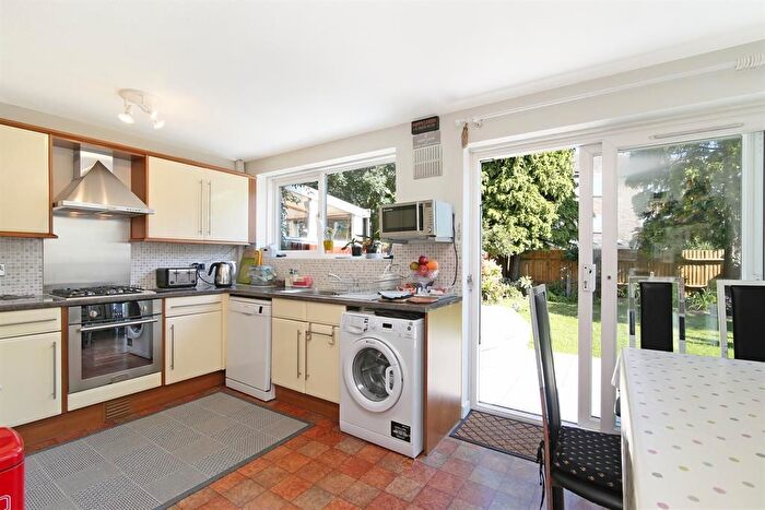 3 Bedroom End Of Terrace House To Rent In Dunoon Road, Forest Hill, SE23