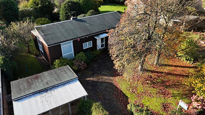 4 Bedroom Detached House To Rent In Birkby Road, Huddersfield, HD2