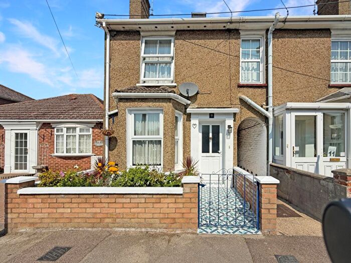 4 Bedroom Semi-Detached House For Sale In Western Road, Brightlingsea, Colchester, CO7