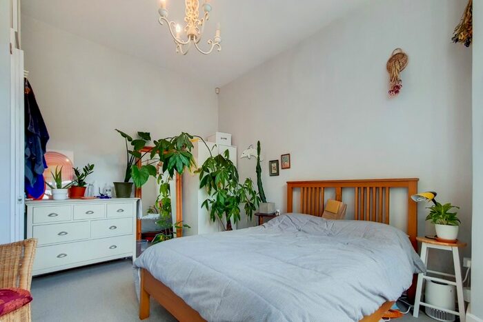 2 Bedroom Flat To Rent In Comerford Road, Brockley. London, SE4