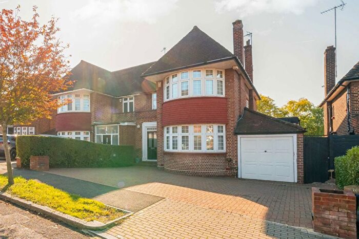 5 Bedroom Semi Detached House For Sale In Dorchester Gardens, Golders Green, NW11