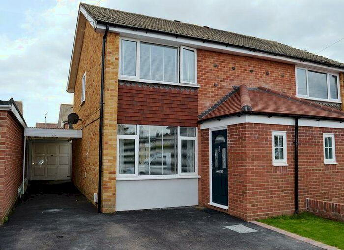 3 Bedroom Semi-Detached House To Rent In Cherrywood Gardens, Hayling Island., PO11
