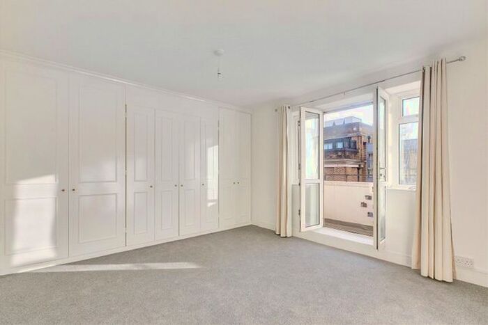 Studio To Rent In Victor Cazalet House, Gaskin Street, N1