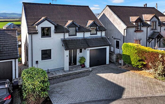 4 Bedroom Detached House For Sale In Hilltop, Milnthorpe, LA7