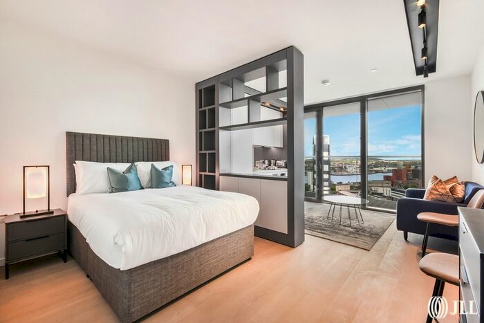 Studio To Rent In Park Drive, Canary Wharf, E14