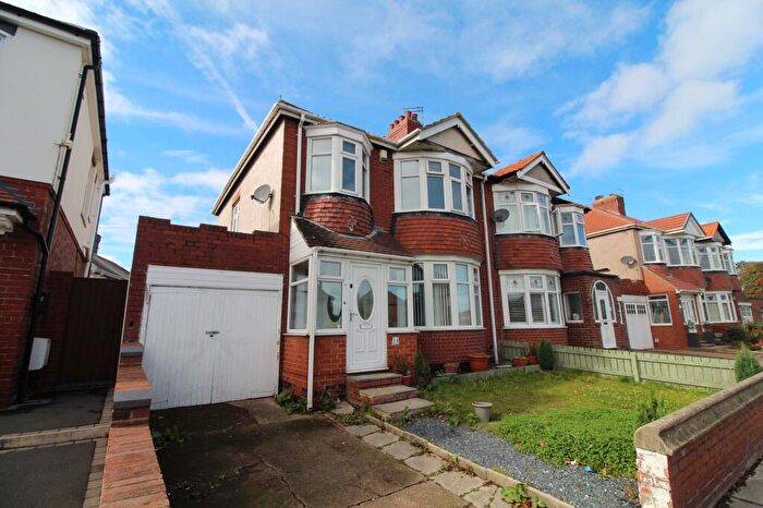 3 Bedroom Semi Detached House To Rent In Broadway, Blyth, NE24
