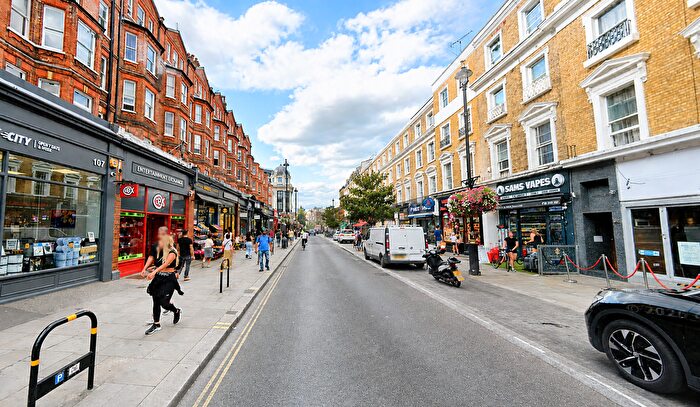 4 Bedroom Terraced House For Sale In Queensway, Queensway, W2