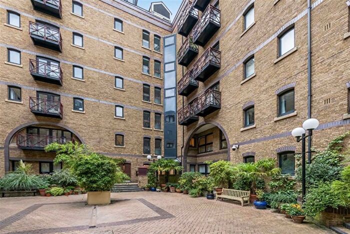2 Bedroom Flat To Rent In Mill Street, Shad Thames, SE1