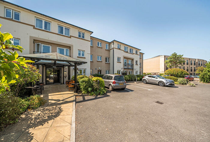 2 Bedroom Apartment For Sale In Lefroy Court, Talbot Road, Cheltenham, Gloucestershire, GL51
