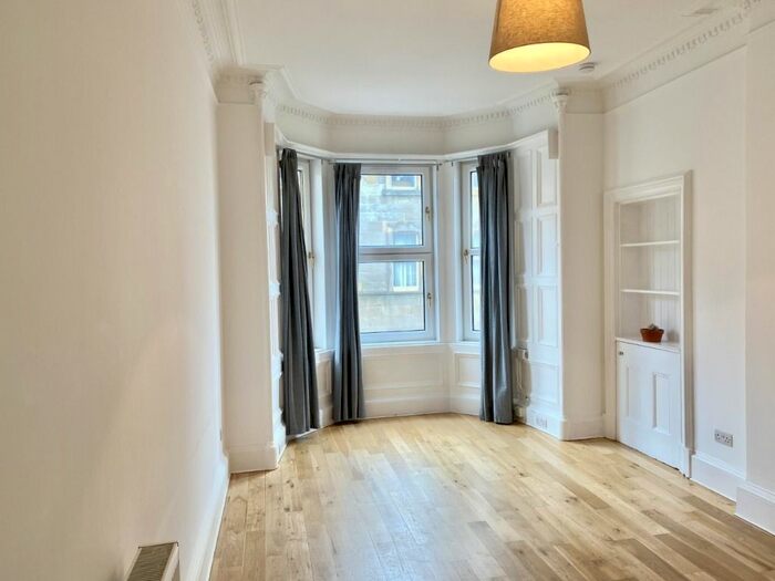 2 Bedroom Flat To Rent In Craighall Crescent, Edinburgh, EH6