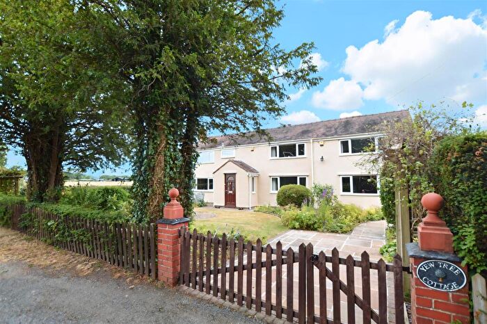 4 Bedroom Detached House For Sale In Crabtree Green, Wrexham, LL13