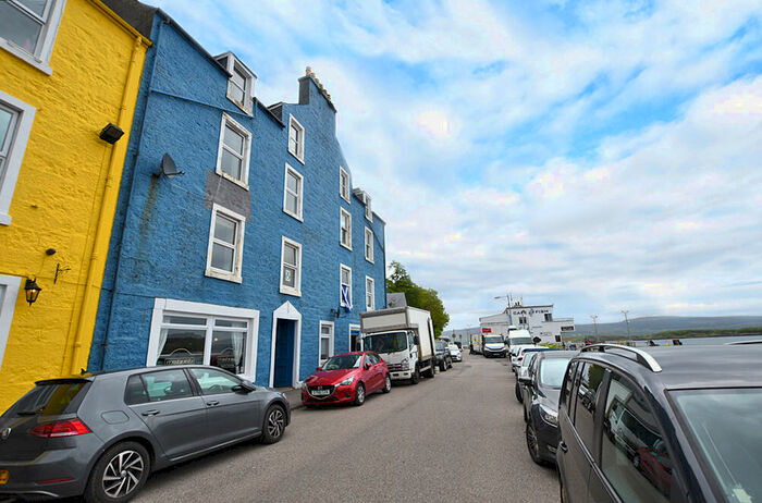 1 Bedroom Flat For Sale In Flat / Royal Buildings, Tobermory, Isle Of Mull, Argyllshire, PA75