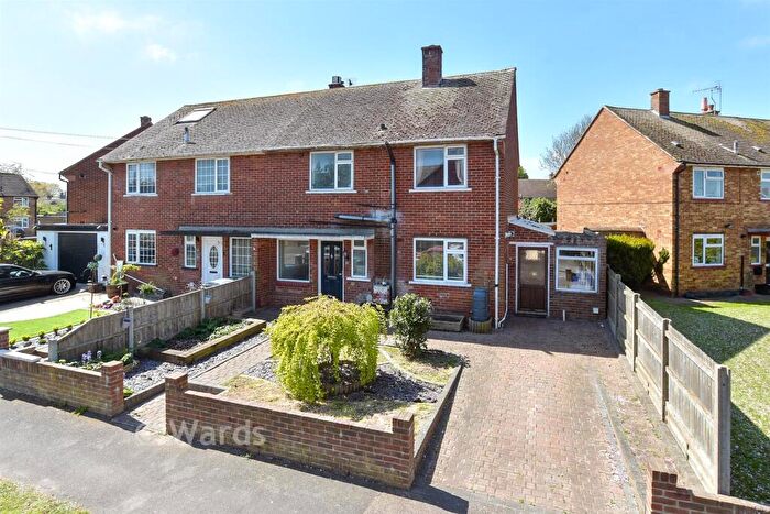 3 Bedroom Semi Detached House For Sale In Grantham Avenue, Deal, Kent, CT14