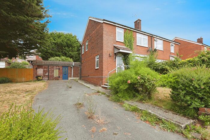 3 Bedroom Semi Detached House For Sale In Shears Road, Bishopstoke, Eastleigh, SO50