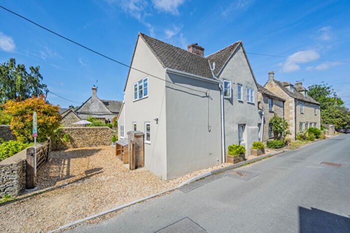 3 Bedroom Semi Detached House For Sale In Church Street, Meysey Hampton, GL7
