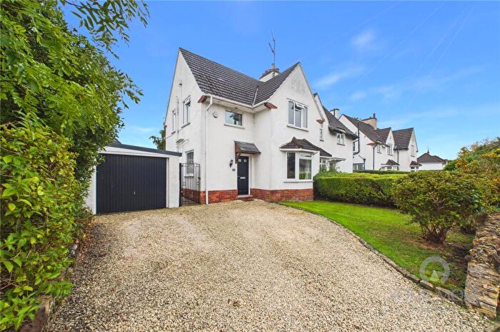 3 Bedroom Semi-Detached House For Sale In Lumbertubs Lane, Boothville, Northamptonshire, NN3