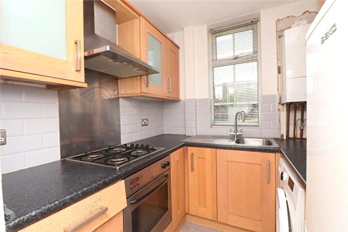 2 Bedroom Apartment For Sale In Victoria Gardens, Oxton, Wirral, CH43