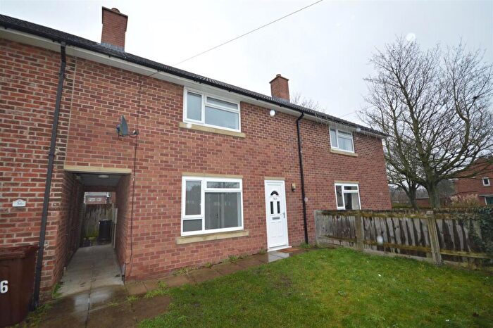 2 Bedroom Terraced House To Rent In Laughton Way, Lincoln, LN2