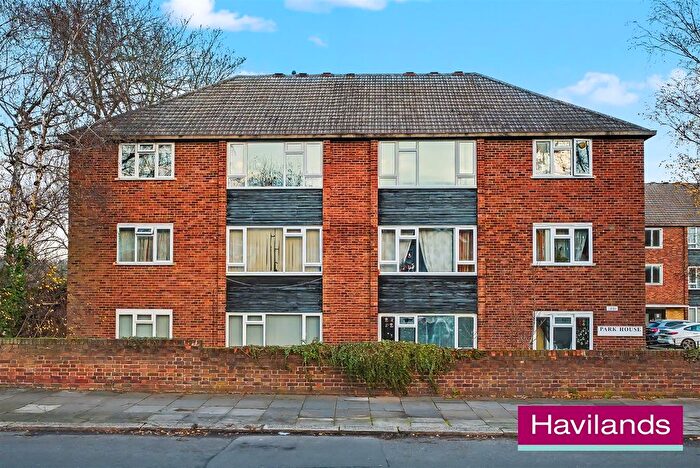 1 Bedroom Flat For Sale In Winchmore Hill Road, Winchmore Hill, London, N21