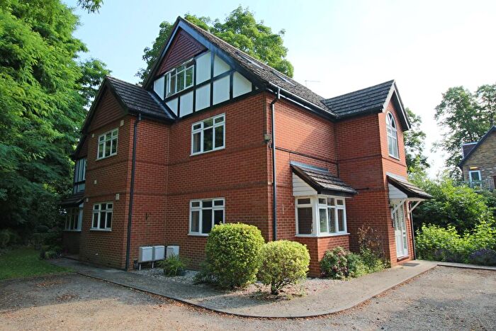 2 Bedroom Apartment For Sale In High Town Road, Maidenhead, SL6
