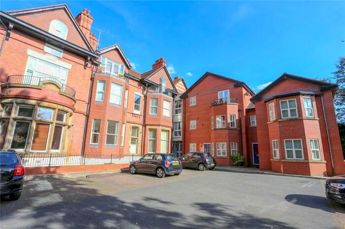 1 Bedroom Flat To Rent In Cairncroft, Holme Road, Didsbury, Manchester, M20