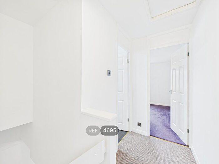 2 Bedroom End Of Terrace House To Rent In , Calderdale Drive, Nottingham, NG10