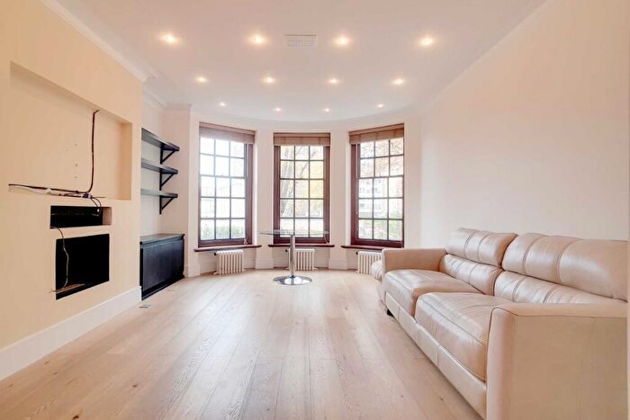 2 Bedroom Apartment To Rent In Park Lodge, St John's Wood Park, St John's Wood, London, NW8