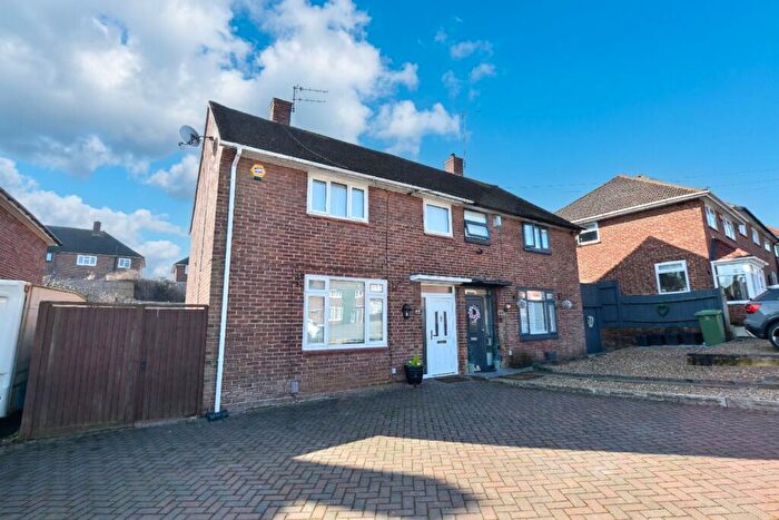 3 Bedroom Semi Detached House To Rent In Amherst Drive, Orpington, BR5