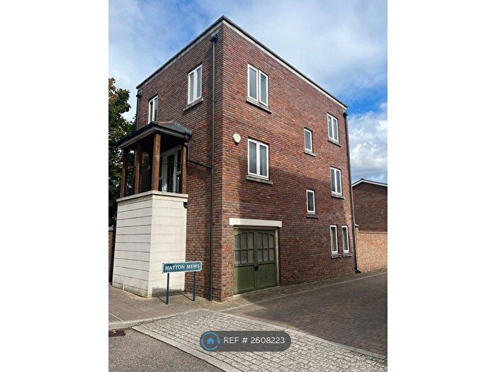 3 Bedroom Detached House To Rent In Lightermans Way, Greenhithe, DA9