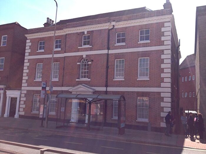 1 Bedroom Flat To Rent In Crouch Street, Colchester, Essex, CO3