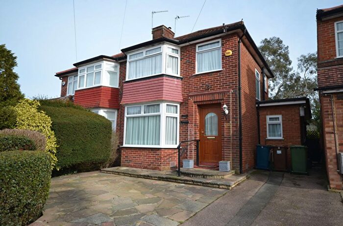 3 Bedroom Semi Detached House For Sale In Lamorna Grove, Stanmore, HA7