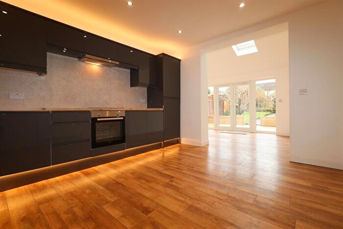 3 Bedroom House To Rent In Black Road, Macclesfield, Cheshire, SK11