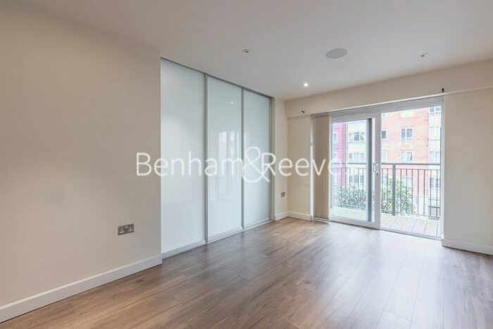 1 Bedroom Flat To Rent In Boulevard Drive, Beaufort Park, NW9