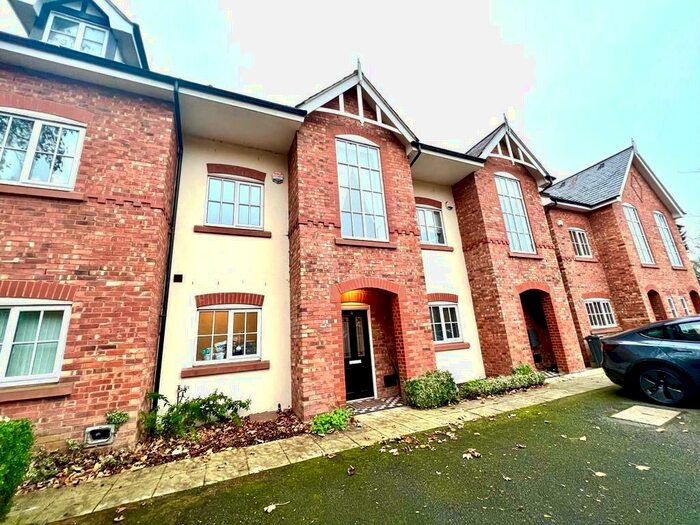 3 Bedroom Terraced House To Rent In The Walled Gardens, Whalley Range, M16