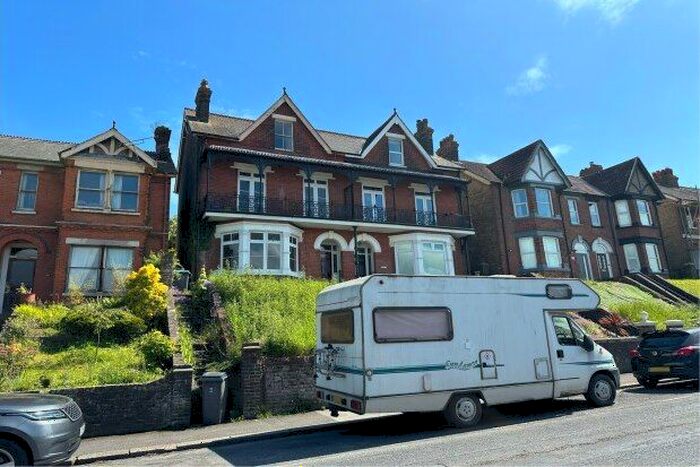 5 Bedroom End Of Terrace House To Rent In Folkestone Road, Dover, CT17
