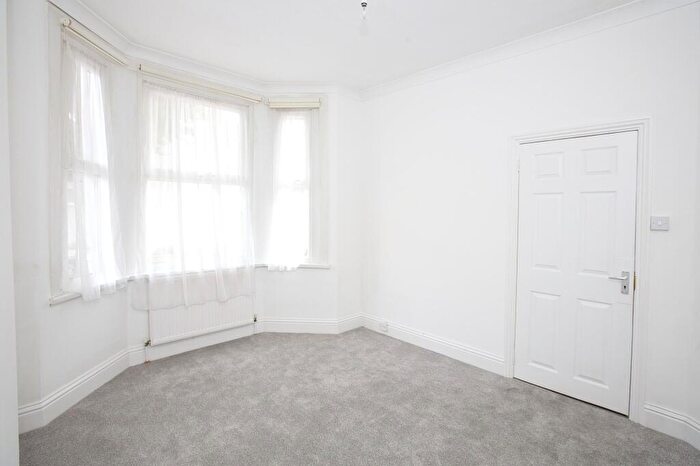 4 Bedroom Terraced House To Rent In Poulett Road, London, E6