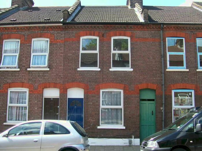 2 Bedroom Terraced House To Rent In Highbury Road, Luton, LU3
