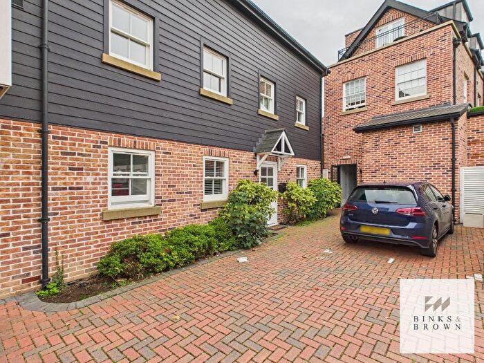 2 Bedroom Flat For Sale In Hawkley Mews, Chapel Street, Billericay, Essex, CM12