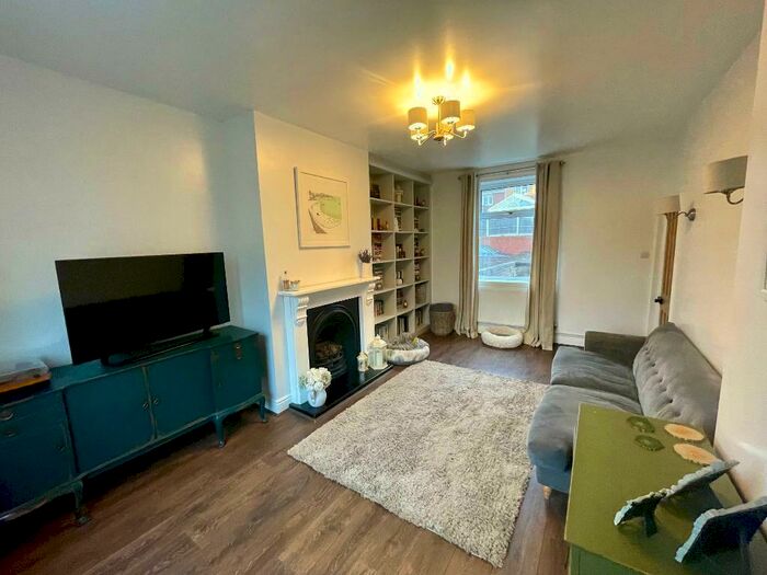 3 Bedroom Terraced House For Sale In Carr Lane, Tankersley, Barnsley, S75