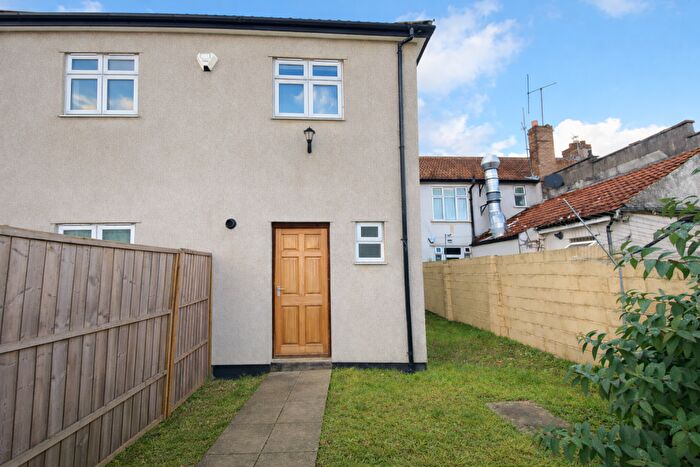 4 Bedroom Property To Rent In Filton Avenue, Horfield, BS7