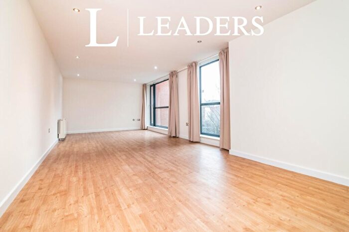 2 Bedroom Apartment To Rent In Avoca Court, Cheapside, B12