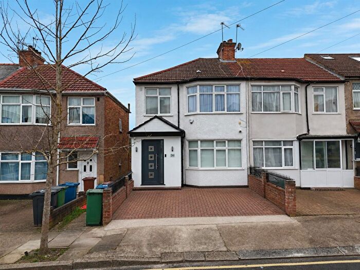 3 Bedroom End Terrace House For Sale In Hill Road, Harrow, HA1