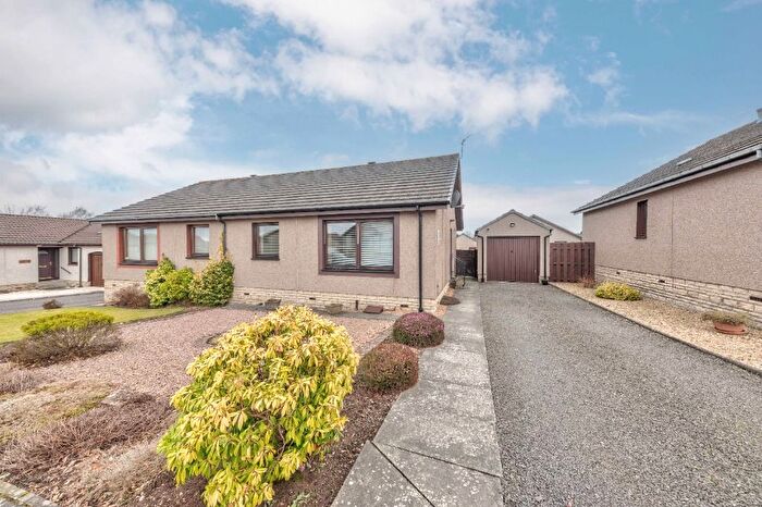 2 Bedroom Semi-Detached Bungalow For Sale In Gowan Rigg, Forfar, Angus, DD8