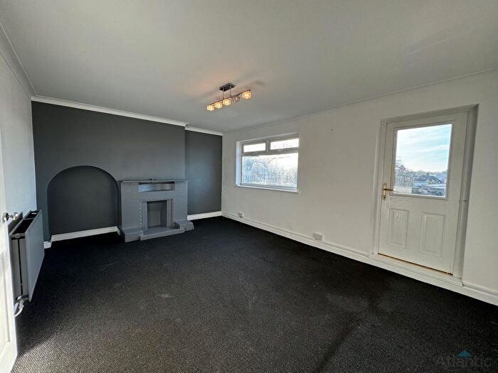 3 Bedroom Maisonette To Rent In Chaseville Parade, Chaseville Park Road, Winchmore Hill, N21