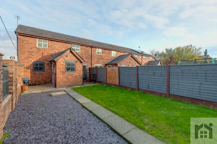 3 Bedroom Property For Sale In Pompian Brow, Bretherton, PR26