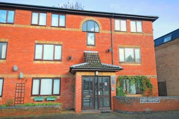 2 Bedroom Flat To Rent In Oxford Road, East Oxford, OX4