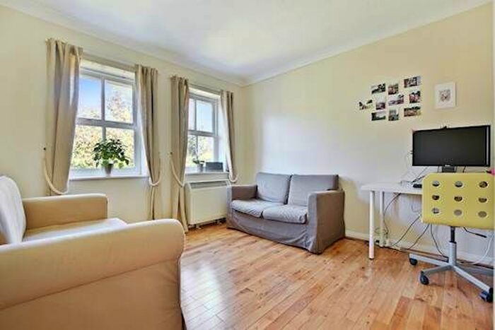 1 Bedroom Flat To Rent In Alfred Close, London, W4